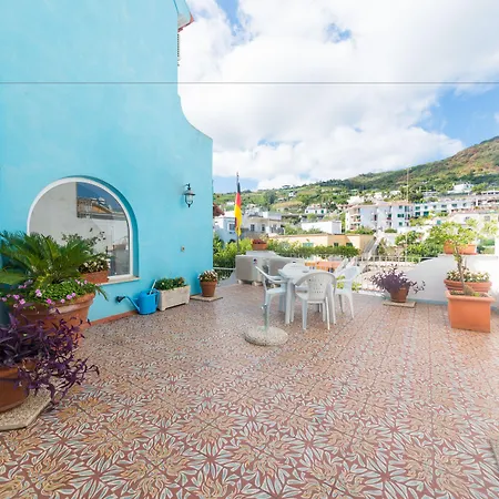 Antonella ホテル イスキア島