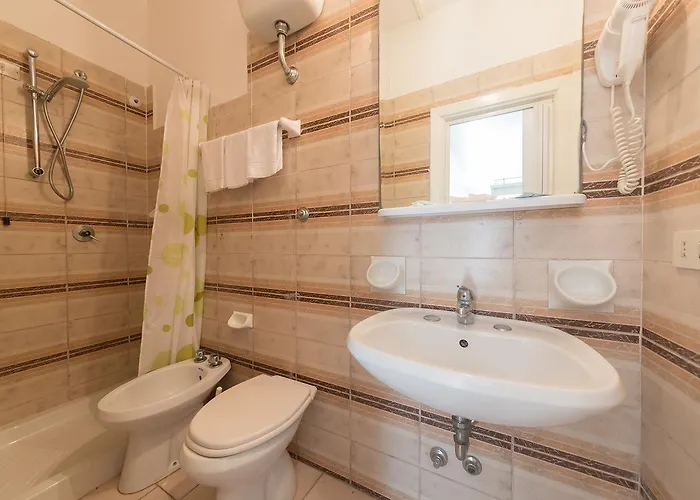 Hotel Antonella 3*