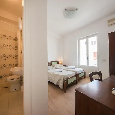 Отель Antonella Искья