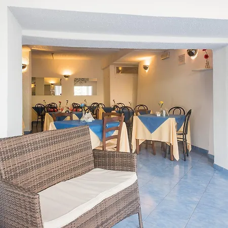 Antonella Hotel 3*